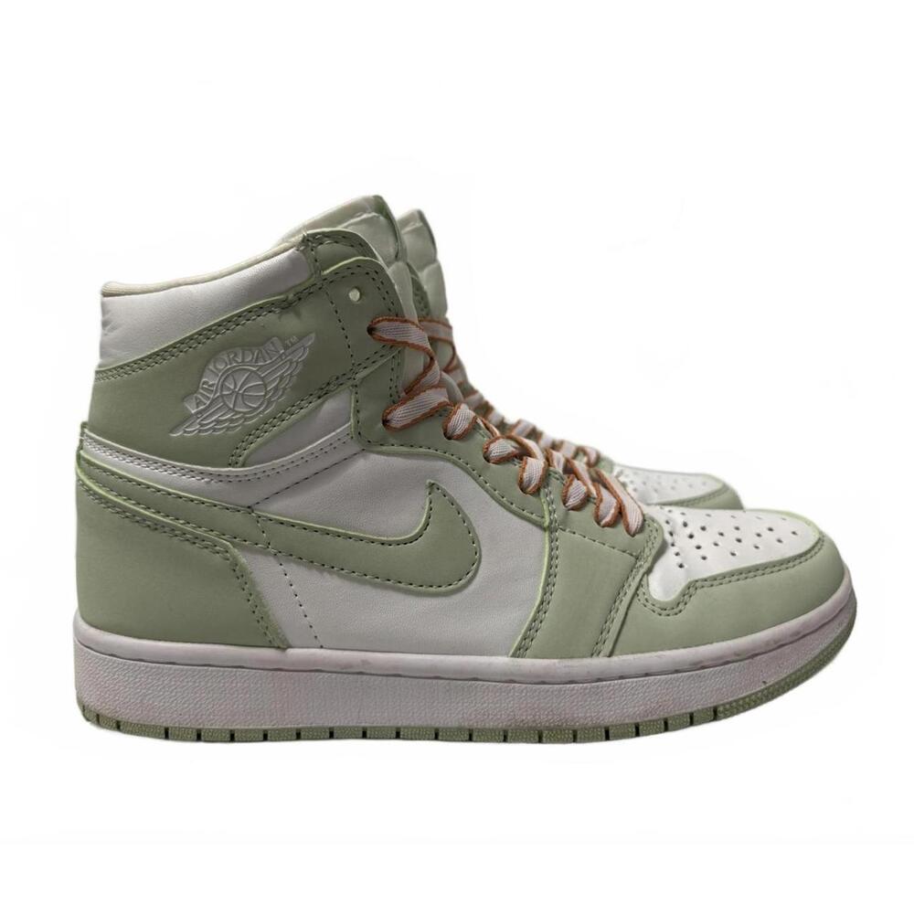 Nike Air Jordan 1 Retro High OG Seafoam Green 7Y Men's Sneaker